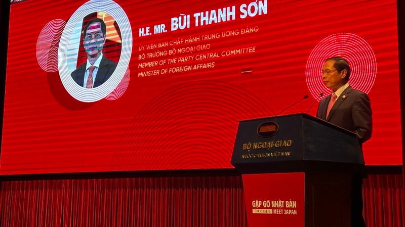 Bộ trưởng Ngoại giao Bùi Thanh Sơn phát biểu khai mạc Hội nghị.