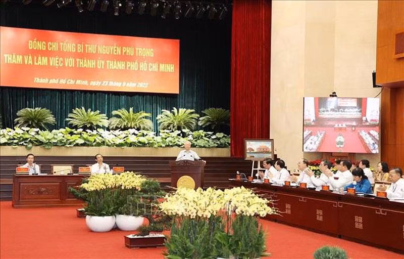 Tổng Bí thư Nguyễn Phú Trọng phát biểu kết luận tại buổi làm việc.