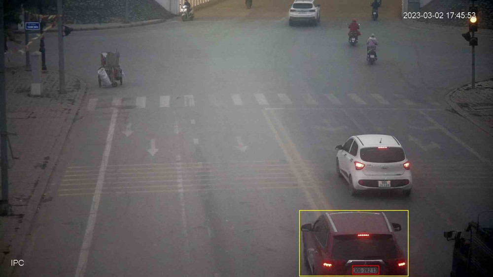 Camera an ninh ghi lại hình ảnh phương tiện vi phạm giao thông tại thành phố Bắc Giang.