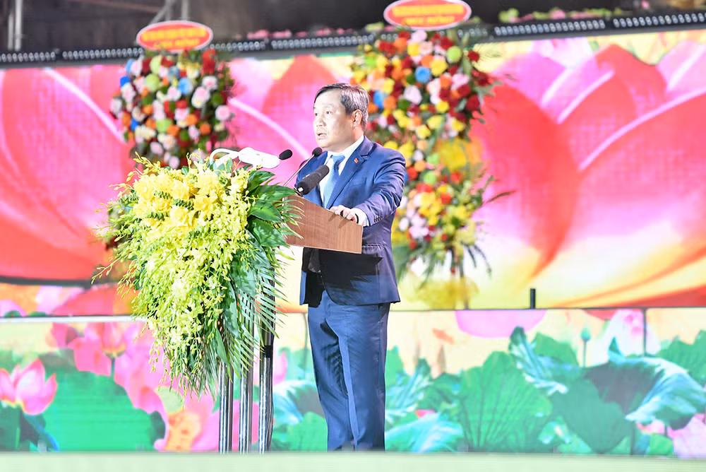 Bí thư Tỉnh ủy Quảng Bình Vũ Đại Thắng phát biểu ý kiến tại lễ kỷ niệm.