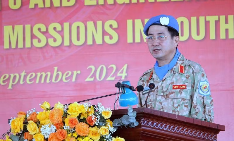 Thiếu tướng Phạm Mạnh Thắng, Cục trưởng Cục Gìn giữ hòa bình Việt Nam, thông tin về công tác chuẩn bị cho Bệnh viện dã chiến cấp 2 số 6 và Đội Công binh số 3 lên đường làm nhiệm vụ.