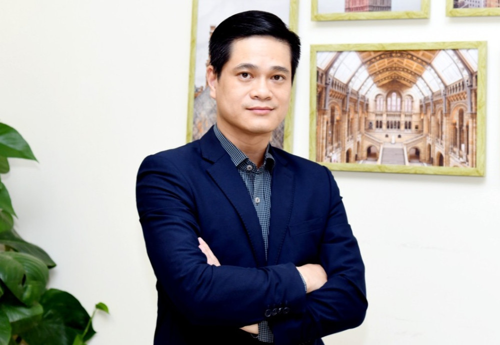 Giáo sư Tô Trung Thành.