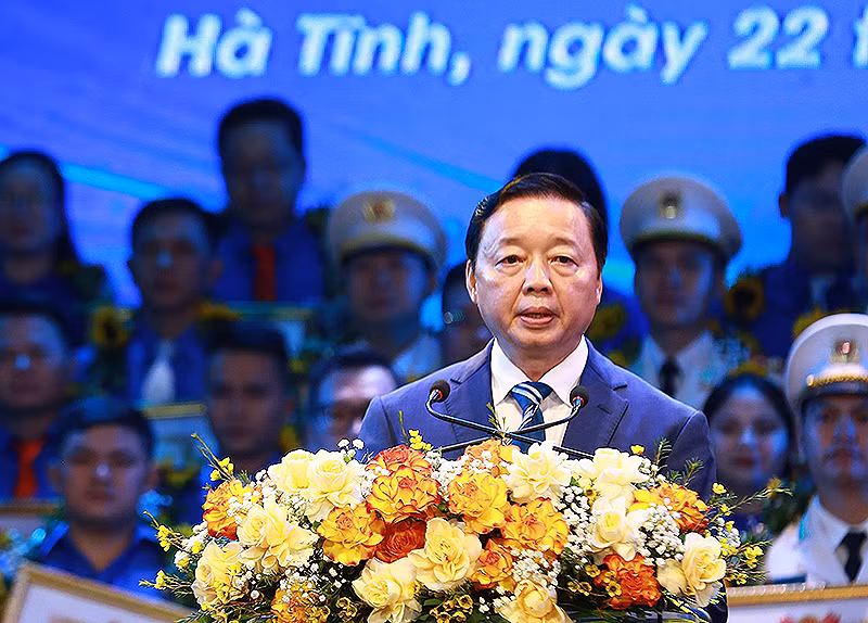 Phó Thủ tướng Trần Hồng Hà phát biểu ý kiến tại buổi lễ.