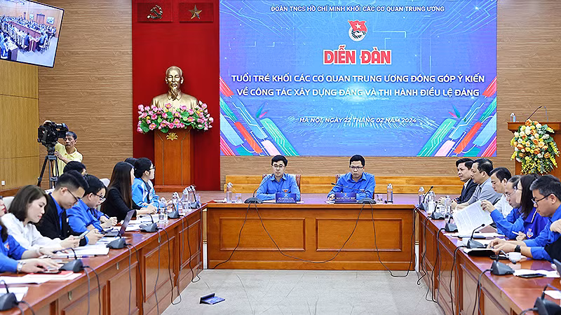 Toàn cảnh Diễn đàn.