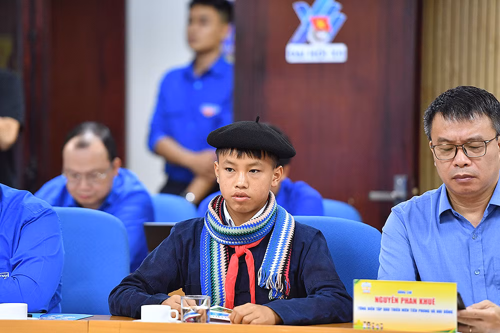 Đại biểu chính thức Phiên họp giả định "Quốc hội trẻ em" lần thứ 2 Thào Mí Phềnh, thành viên Câu lạc bộ Thủ lĩnh của sự thay đổi huyện Mèo Vạc (tỉnh Hà Giang).