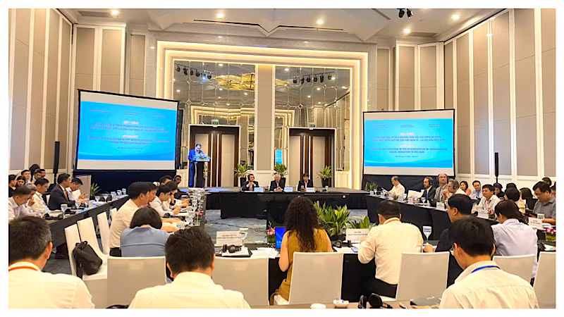 Quang cảnh hội thảo.