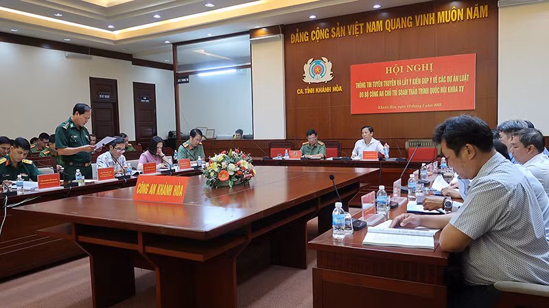 Quang cảnh hội nghị.