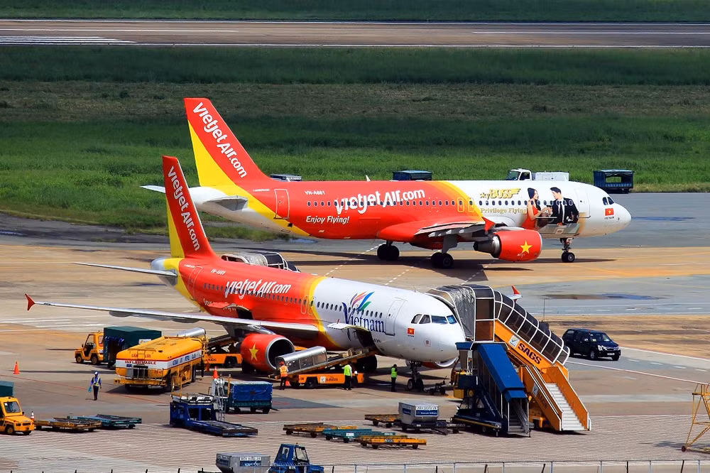 Cục Hàng không Việt Nam kiến nghị mạng cảng hàng không, sân bay cả nước quy hoạch theo mô hình trục nan.