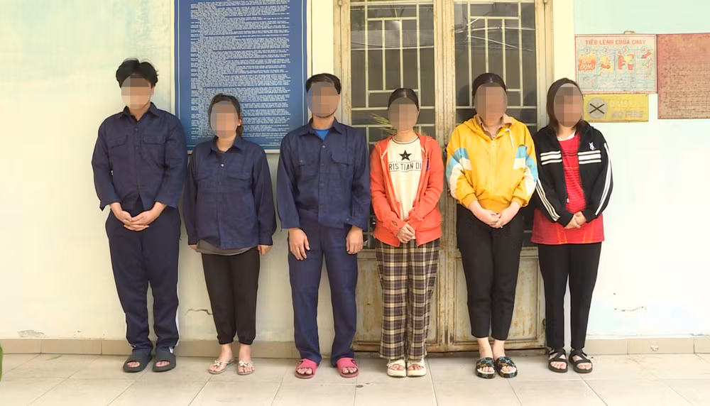 Một số đối tượng thực hiện việc đòi nợ làm việc tại Công ty TNHH Luật Thế hệ trẻ bị khởi tố.