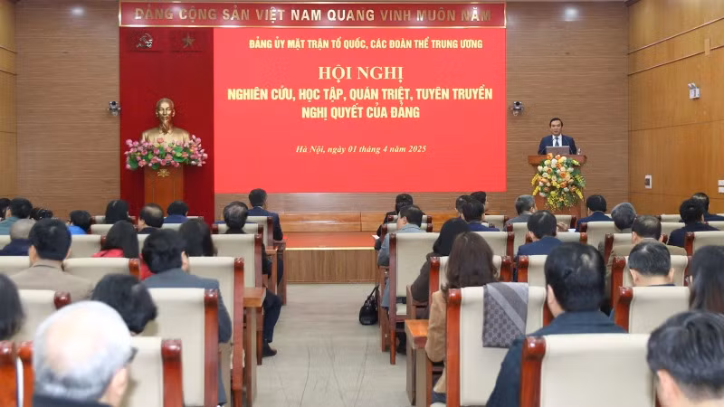 Toàn cảnh hội nghị.