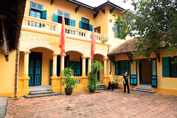 Căn nhà của cụ Nguyễn Văn Dương ở phường Vạn Phúc (quận Hà Đông, Hà Nội), nơi Bác Hồ viết Lời kêu gọi toàn quốc kháng chiến vào tháng 12/1946.