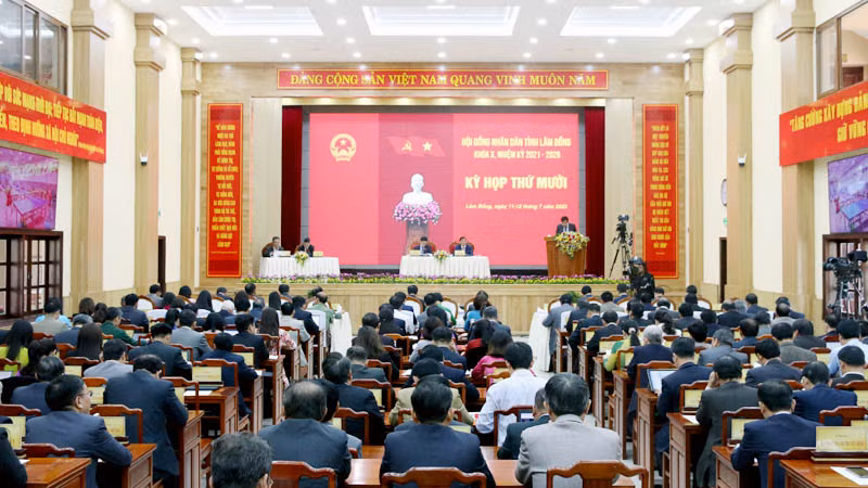 Quang cảnh Kỳ họp thứ 10, Hội đồng nhân dân tỉnh Lâm Đồng khóa X.