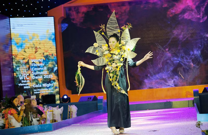 Các thí sinh Việt Nam chiếm ưu thế với hàng loạt tác phẩm đậm chất nghệ thuật pha trộn yếu tố văn hóa.