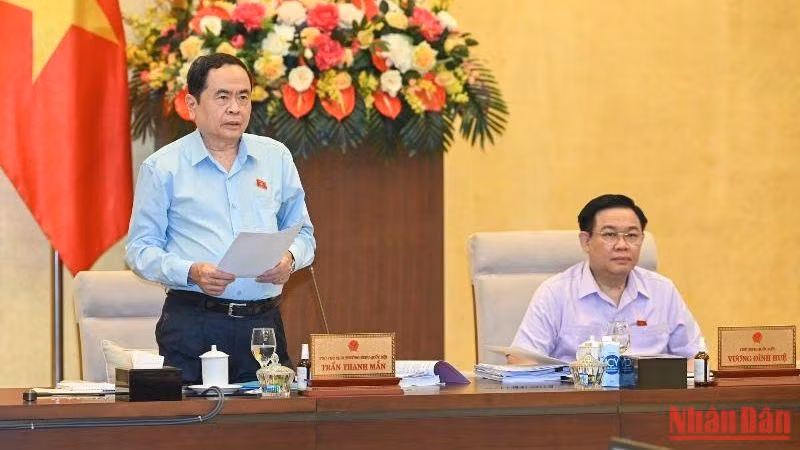 Phó Chủ tịch Thường trực Quốc hội Trần Thanh Mẫn điều hành nội dung phiên họp. (Ảnh: Duy Linh)