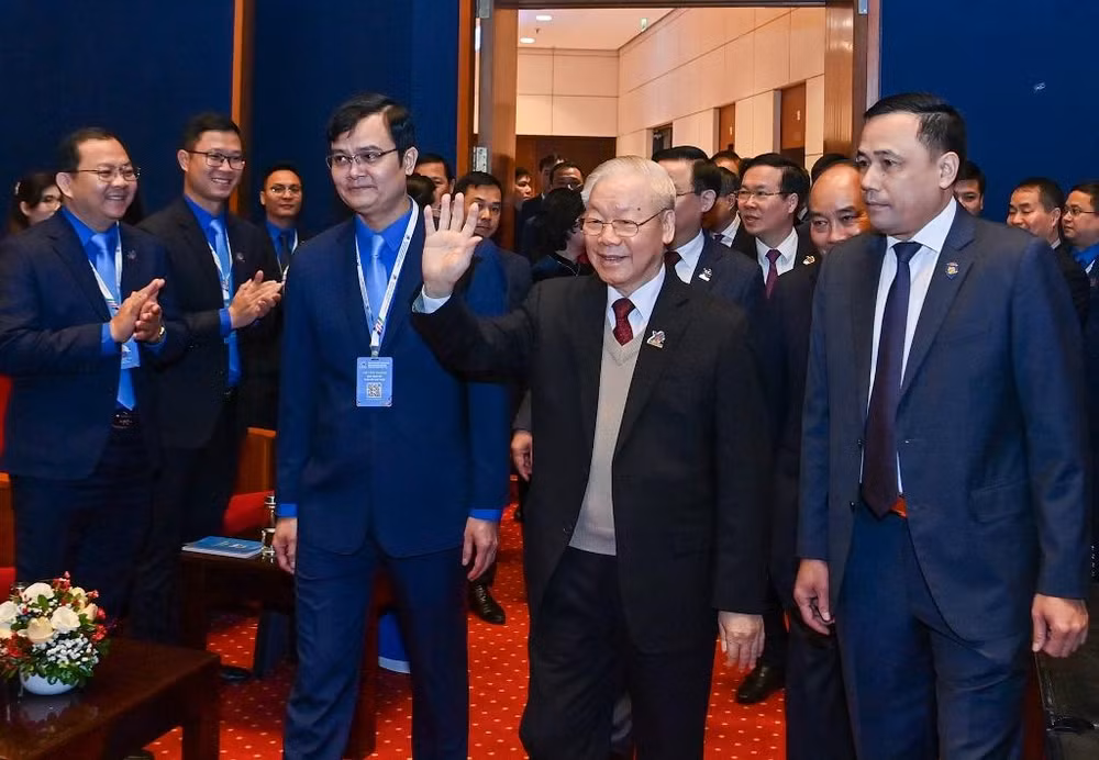 Tổng Bí thư Nguyễn Phú Trọng và các đồng chí lãnh đạo Đảng, Nhà nước dự đại hội.