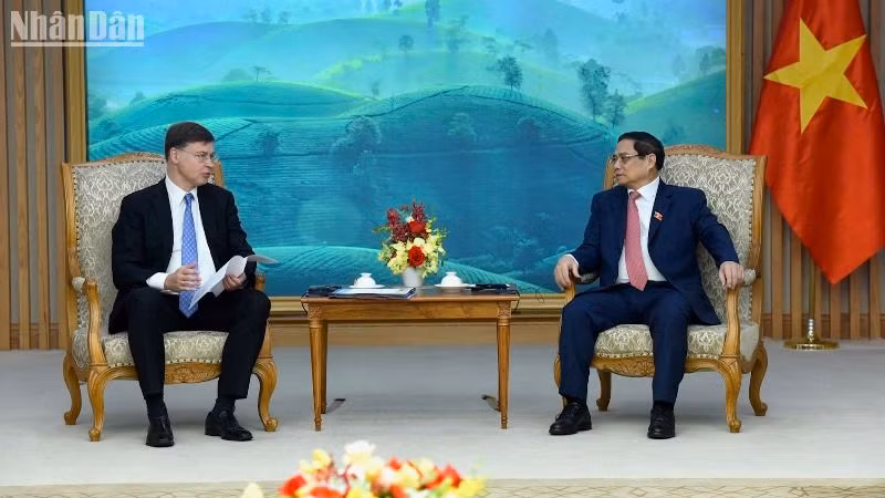 Thủ tướng Phạm Minh Chính tiếp Phó Chủ tịch Ủy ban châu Âu (EC) kiêm Cao ủy thương mại Liên minh châu Âu (EU) Valdis Dombrovski.