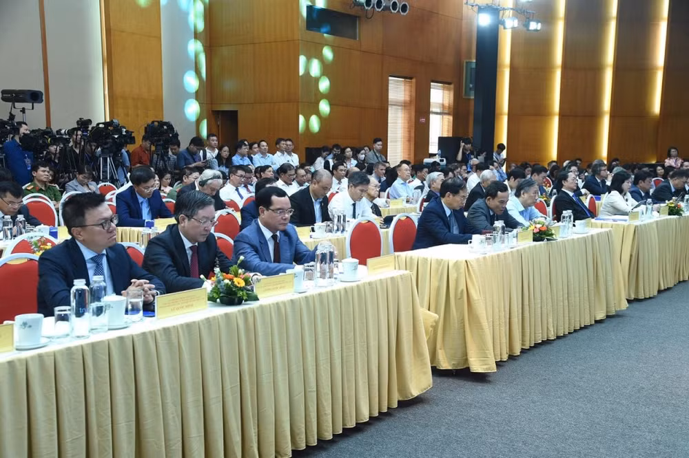 [Ảnh] Thủ tướng dự Lễ chào mừng Ngày Khoa học và Công nghệ Việt Nam ảnh 13