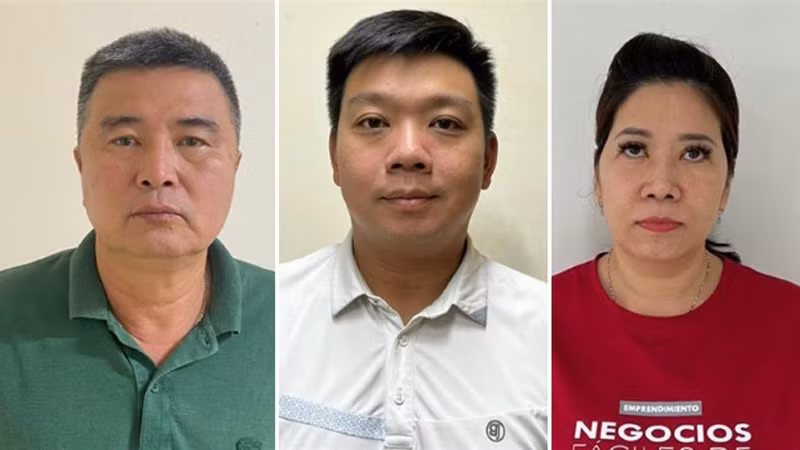 Các bị can (từ trái qua phải): Nguyễn Lộc An; Trần Trác Việt Đức; Đỗ Thị Tuyết Nga.