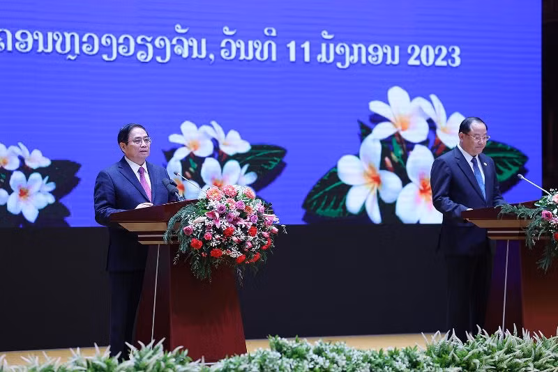 Chung tay vun đắp cho tình đoàn kết đặc biệt, chí nghĩa, chí tình Việt Nam-Lào ảnh 1