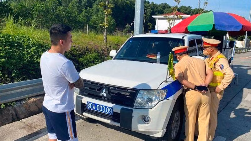 Tài xế bị phát hiện dương tính với chất ma túy.