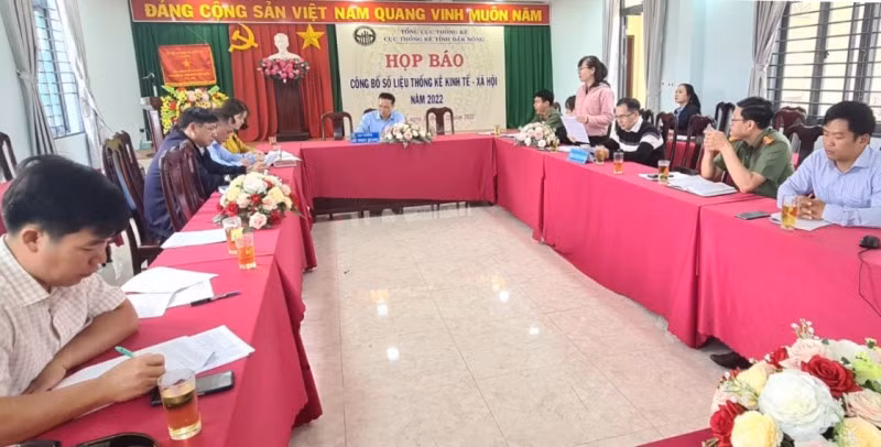 Họp báo công bố số liệu thống kê kinh tế-xã hội Đắk Nông năm 2022.