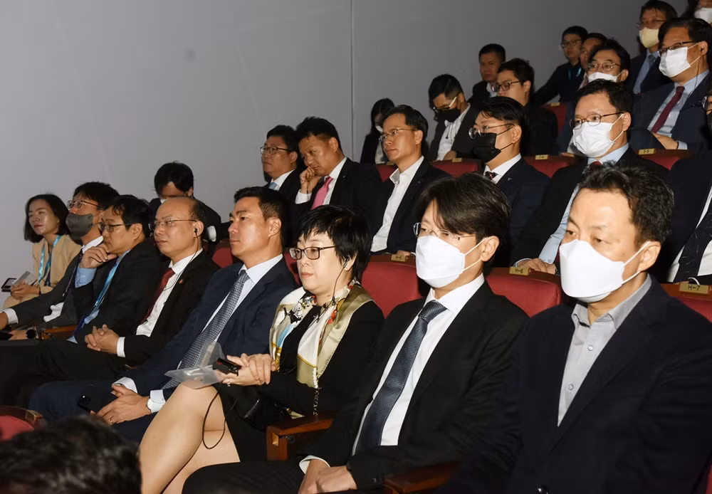 [Ảnh] Thủ tướng Phạm Minh Chính dự khánh thành Trung tâm Nghiên cứu và Phát triển của Samsung ảnh 10