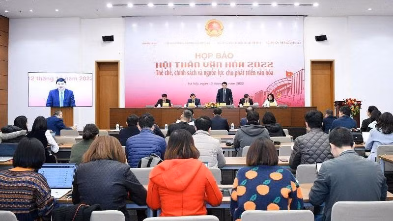 Quang cảnh buổi họp báo.