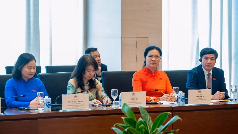 Các đại biểu tham dự cuộc tiếp. (Ảnh Duy Linh)