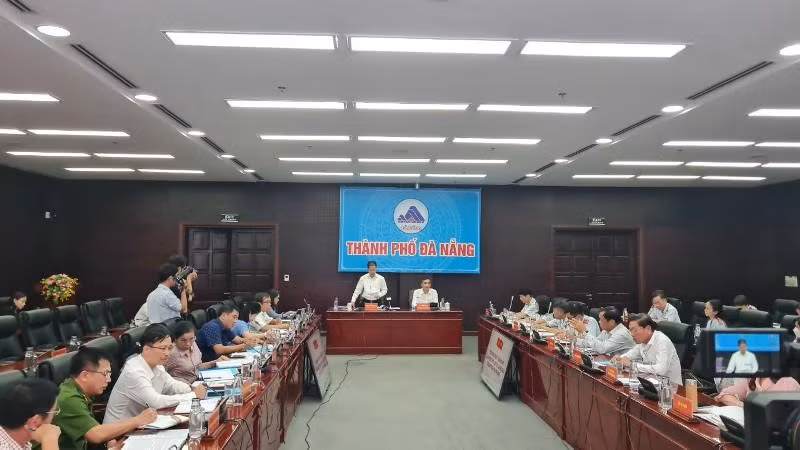 Thường trực Thành ủy Đà Nẵng làm việc với Thanh tra Đà Nẵng.