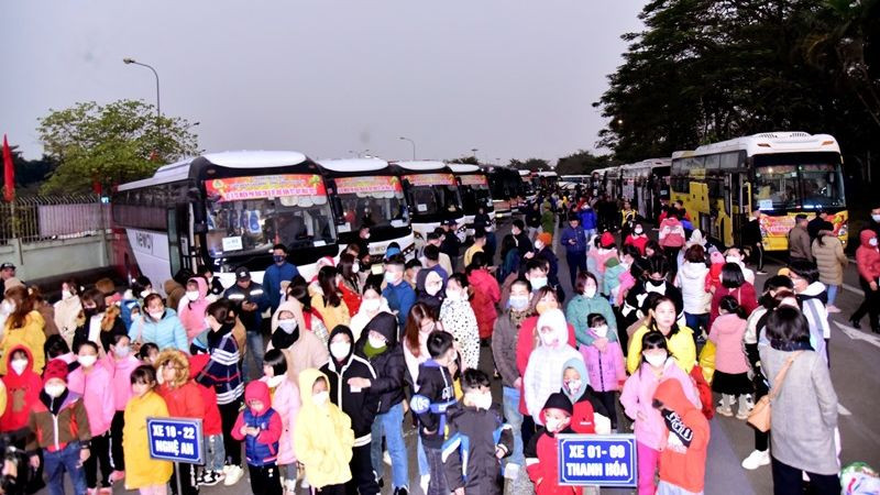 1000 công nhân lao động Thủ đô hôm nay sẽ được sum họp gia đình.