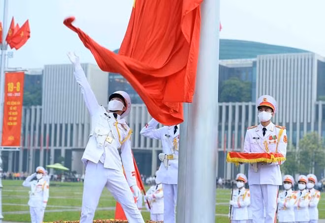 Gần 29.000 lượt người vào Lăng viếng Bác trong ngày Quốc khánh 2/9 ảnh 8