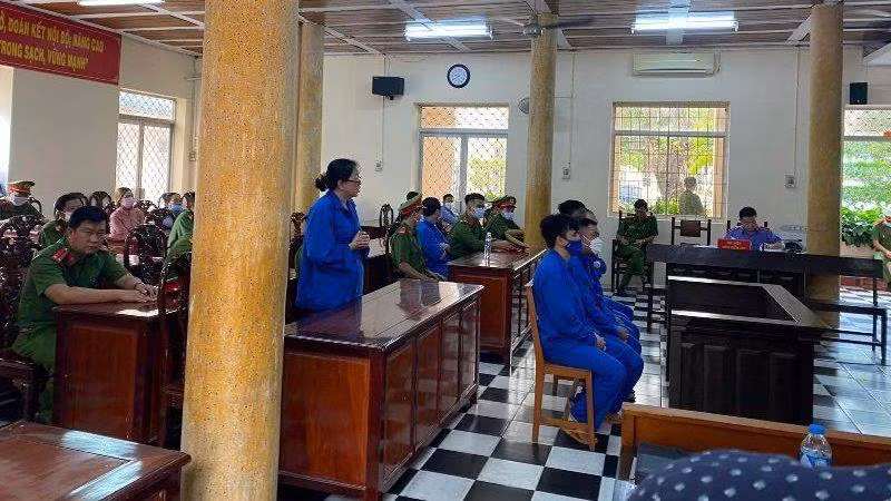 Các bị cáo tại phiên tòa.