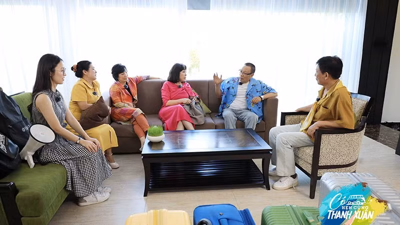 Những khách mời đầu tiên tham gia chương trình. (Ảnh: Ban tổ chức)