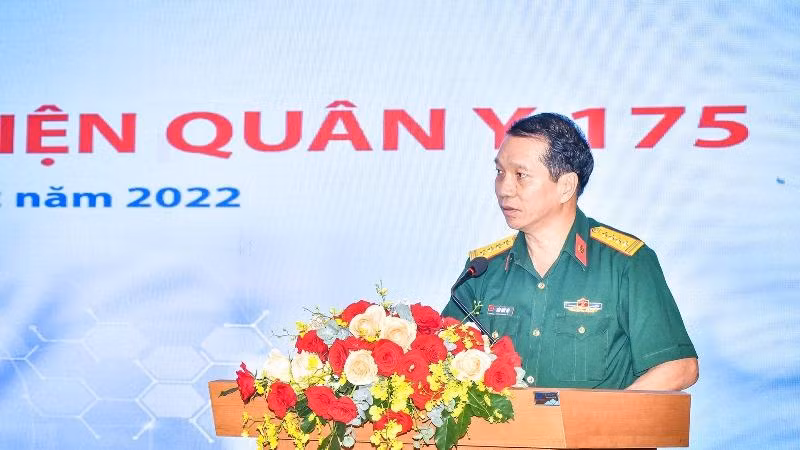Đại tá, Tiến sĩ Trần Quốc Việt, Bí thư Đảng ủy, Giám đốc Bệnh viện Quân y 175 phát biểu tại lễ ra mắt.