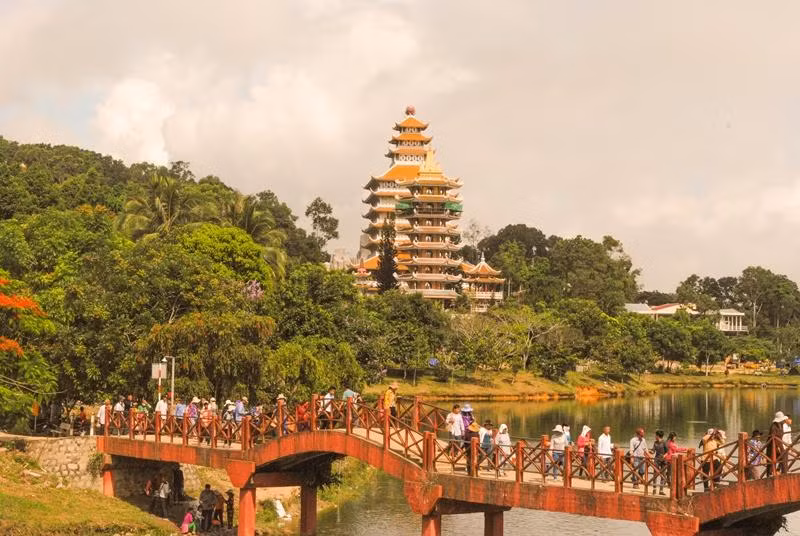 An Giang có nhiều cảnh đẹp thu du khách tham quan.