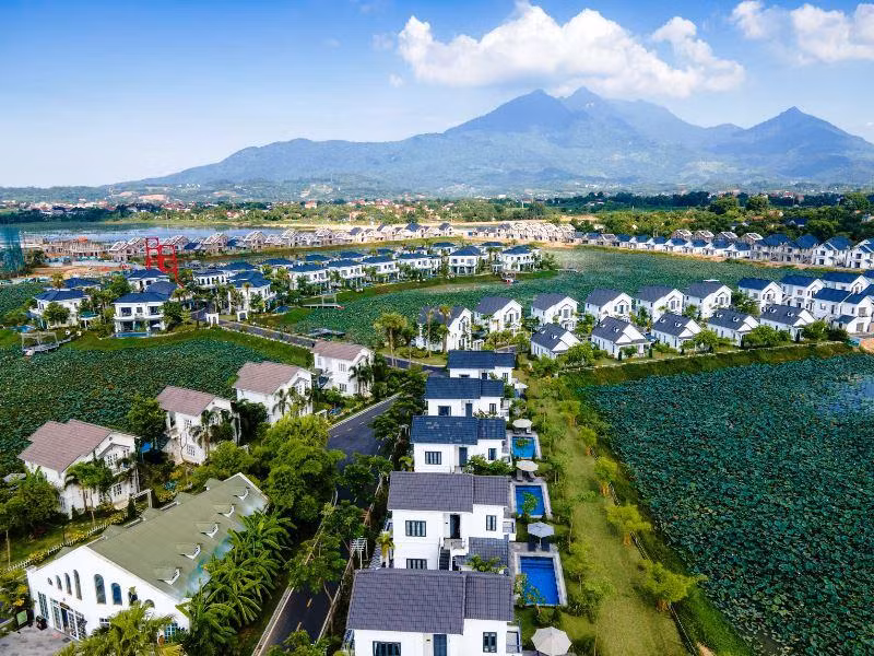 Khu du lịch sinh thái nghỉ dưỡng Vườn Vua là điểm nhấn du lịch của huyện Thanh Thủy.