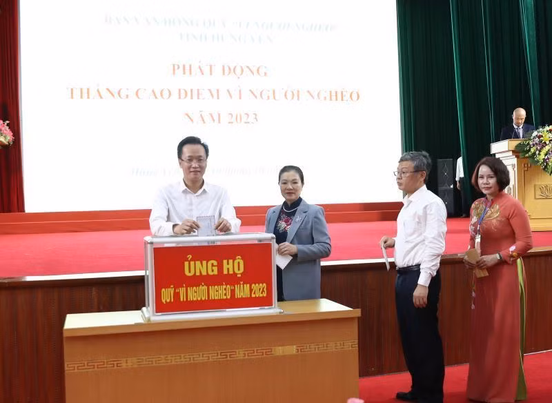 Tỉnh Hưng Yên phát động phong trào ủng hộ Quỹ Vì người nghèo.