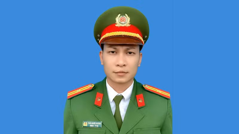 Thiếu tá Trần Quốc Hoàng đã hy sinh trong khi làm nhiệm vụ.