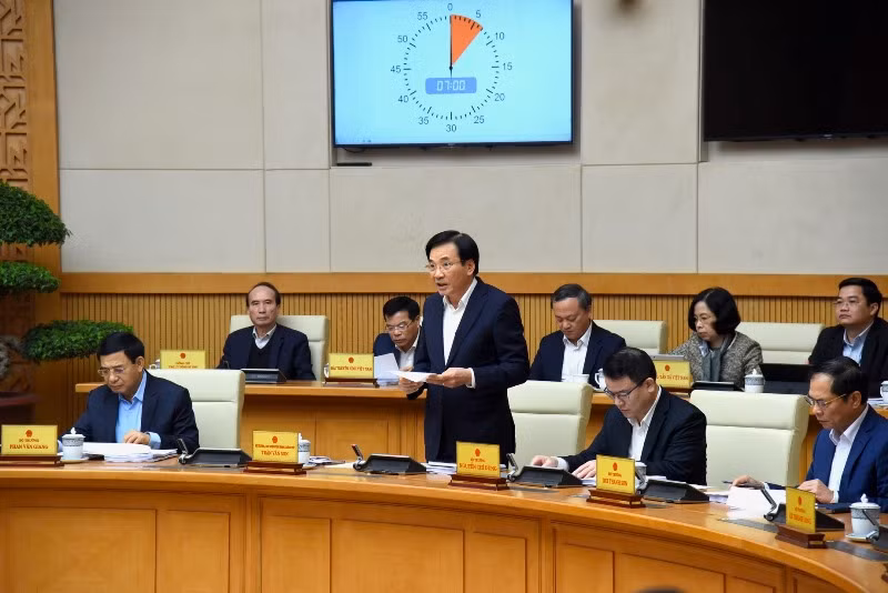 Bộ trưởng, Chủ nhiệm Văn phòng Chính phủ phát biểu. Bộ trưởng, Chủ nhiệm Văn phòng Chính phủ phát biểu.