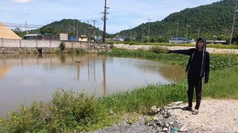 Khu vực ao nơi xảy ra sự việc.