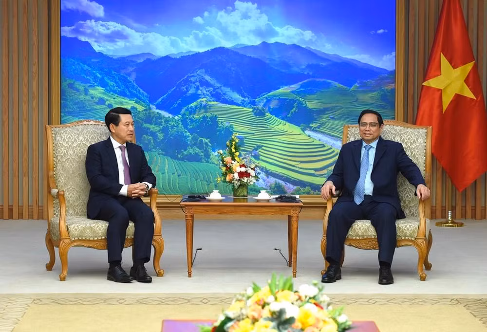 Thủ tướng Phạm Minh Chính tiếp Phó Thủ tướng, Bộ trưởng Ngoại giao Lào Saleumxay Kommasith. Thủ tướng Phạm Minh Chính tiếp Phó Thủ tướng, Bộ trưởng Ngoại giao Lào Saleumxay Kommasith.