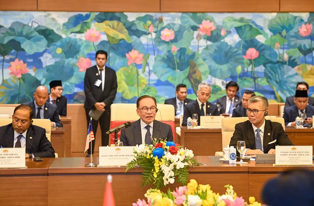 Thủ tướng Malaysia Anwar Ibrahim phát biểu tại buổi tiếp.