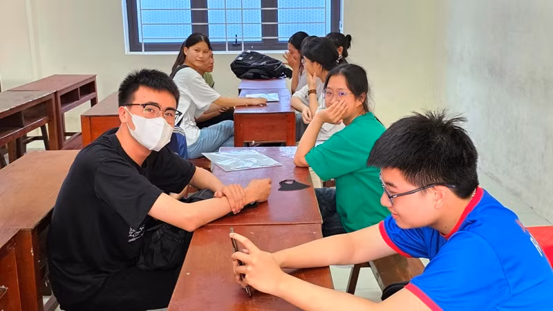 Học sinh trung học phổ thông vững tin bước vào kỳ thi xét tốt nghiệp và xét tuyển đại học 2024.