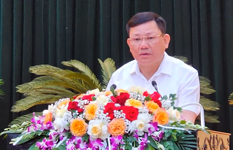 Chủ tịch Hội đồng phối hợp phổ biến, giáo dục pháp luật tỉnh Thanh Hóa phát biểu tại hội nghị.