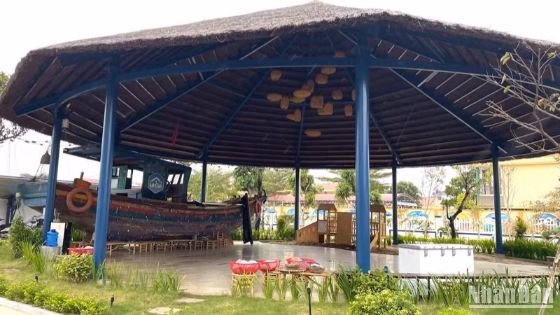 Điểm đón tiếp du khách tại xưởng mắm Lê Gia.