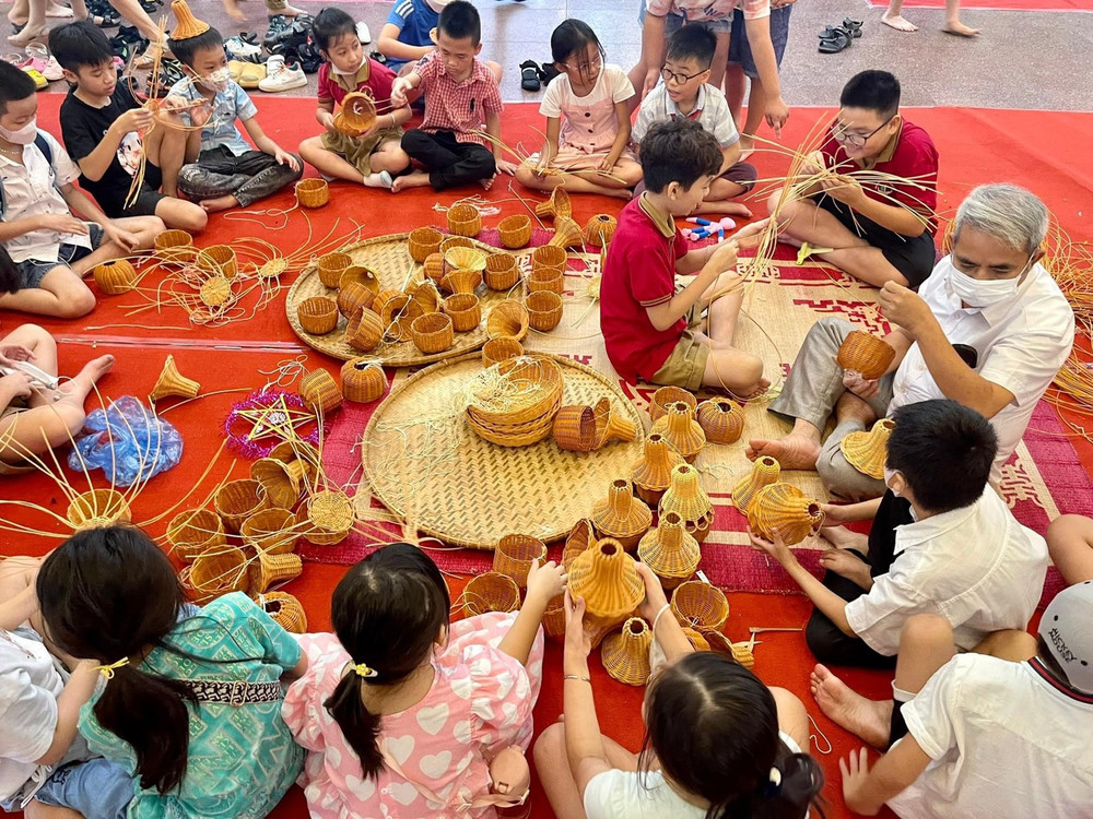 Vui Tết Trung thu truyền thống