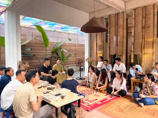 Trao đổi về kỹ thuật khắc in mộc bản Thanh Liễu 