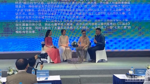 Giao lưu, chia sẻ về các tác phẩm thơ ca và văn học Việt-Trung.