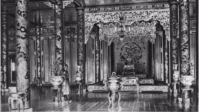 Ngai vua trong Điện Thái Hòa. (Ảnh: Cục Di sản văn hóa)