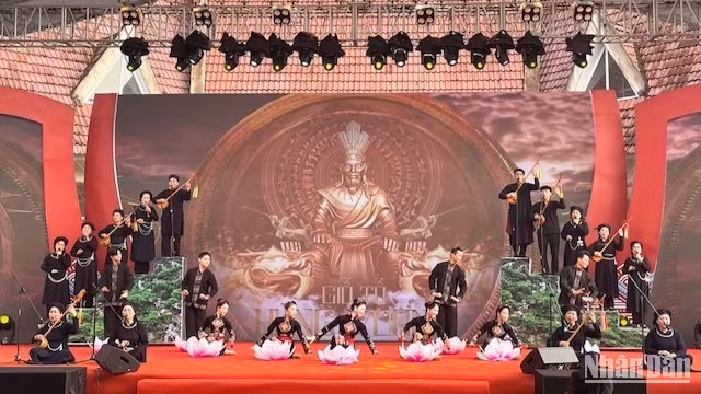 Tiết mục tham dự liên hoan của đoàn Hà Nội.